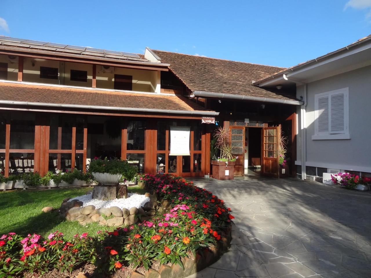 Dein Haus Pousada Pomerode Exterior foto